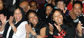 pitts_crowd03-22-2011.jpg