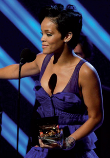 rhianna01-10-2012.jpg