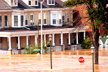 flooding07-11-2006.jpg