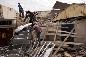 haiti_locals01-14-2010un.jpg