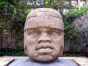 olmec_head_001.jpg