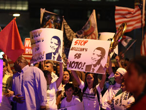 protest_arizona05-18-2010.jpg