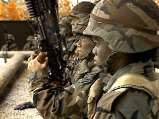 soldiers_gr1.jpg