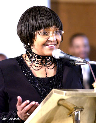 winnie-m-mandela03-2006-2b.jpg