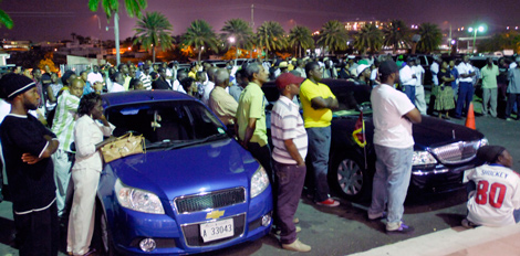 antigua_crowd04-17-2012_3.jpg