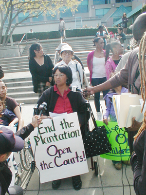 la_child_courts02-14-2012.jpg
