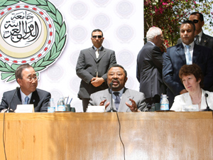 libya_talks_ping04-26-2011.jpg