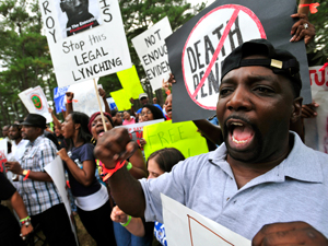 protest_georgia10-04-2011.jpg