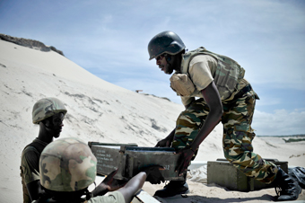 au_troops_10-08-2013.jpg