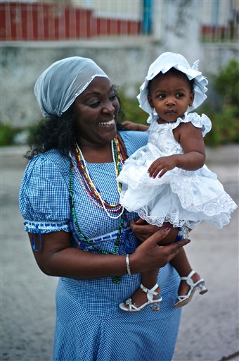 cuban_mother_child_12-10-2013.jpg