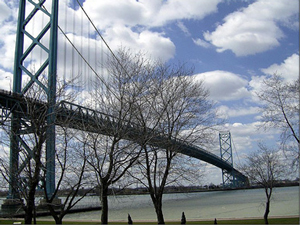 detroit_bridge_no19_05-21-2013.jpg