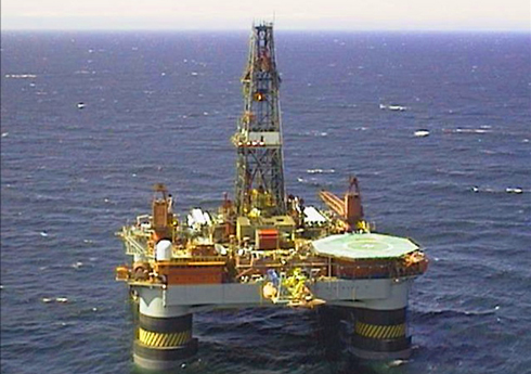 petrobras_oil_platform_10-01-2013.jpg