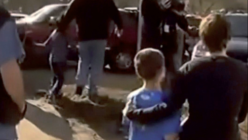 sandy_hook_aftermath12-25-2012.jpg