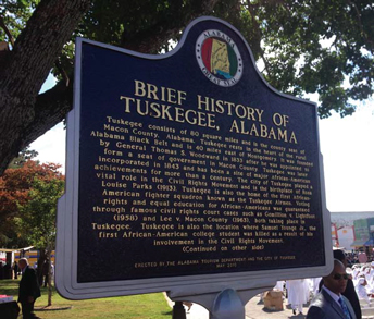tuskegee_sign_11-05-2013.jpg