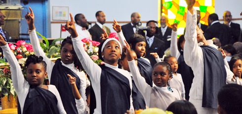 union_temple_dancers_06-11-2013.jpg