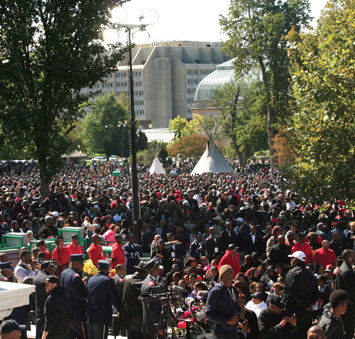 10-10-15-crowd_10-20-2015d.jpg