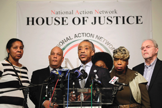 sharpton_garner-fam_12-30-2014.jpg