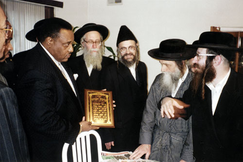 noi_rabbis1-11-2000a.jpg