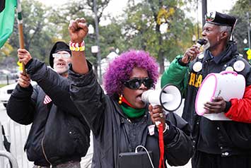 protestors-outside_3802.jpg