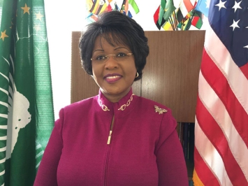 Dr-Arikana-Chihombori-Quao_10-29-2019a_1.jpg